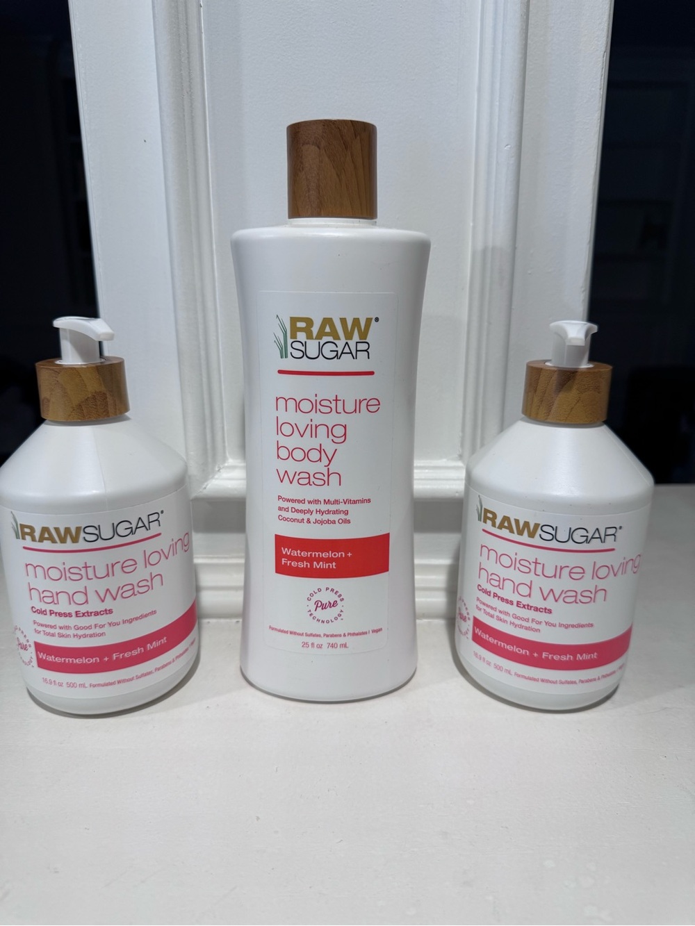 Raw Sugar Moisture Loving Body Wash - Watermelon + Fresh Mint (White)
